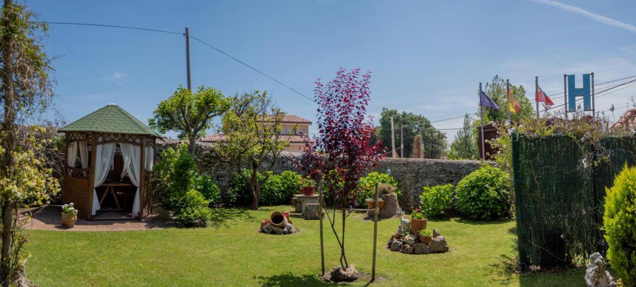 Hosteria Las Fuentes Rubayo Exterior photo