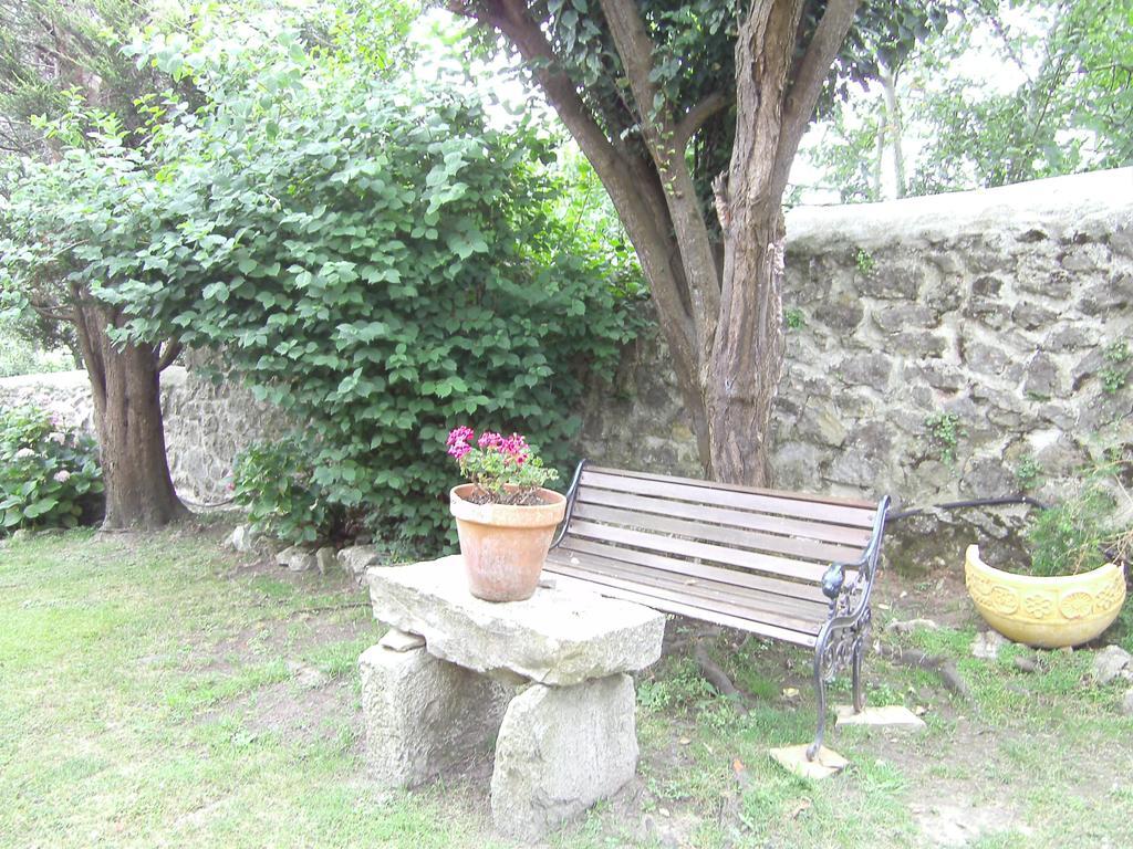 Hosteria Las Fuentes Rubayo Exterior photo